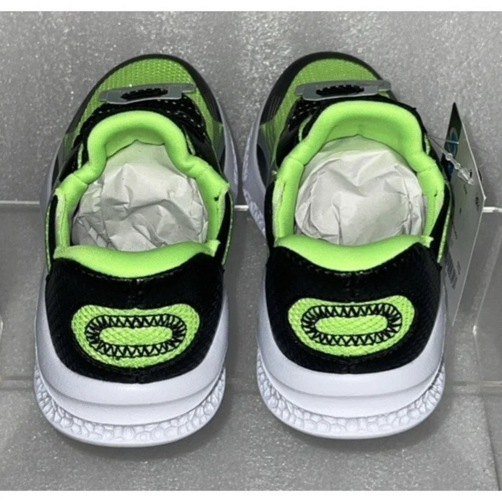 S Sport By‎ Skechers Myles Sneakers Light Up Stretch Laces Strap Boys Size 6 NEW